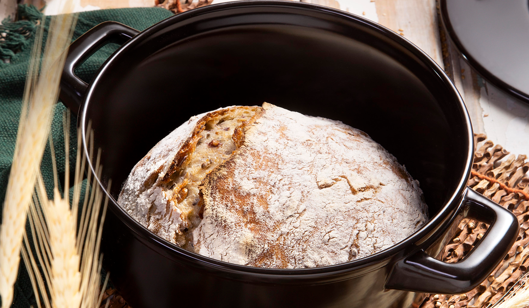 Pão de fermentação Natural: tudo o que você precisa saber - a imagem contém um pão de fermentação natural