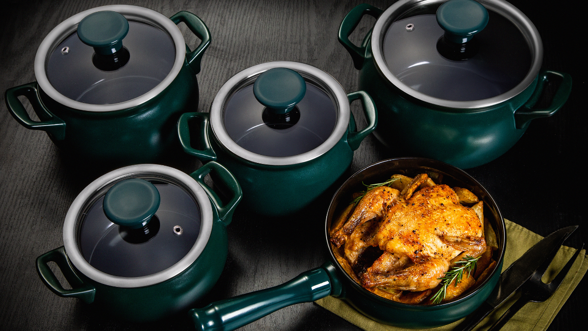 Cerâmica quebra fácil? Não pode usar metal? A gente esclarece tudo! Veja os benefícios reais dos utensílios Ceraflame e transforme sua cozinha com mais saúde e praticidade.